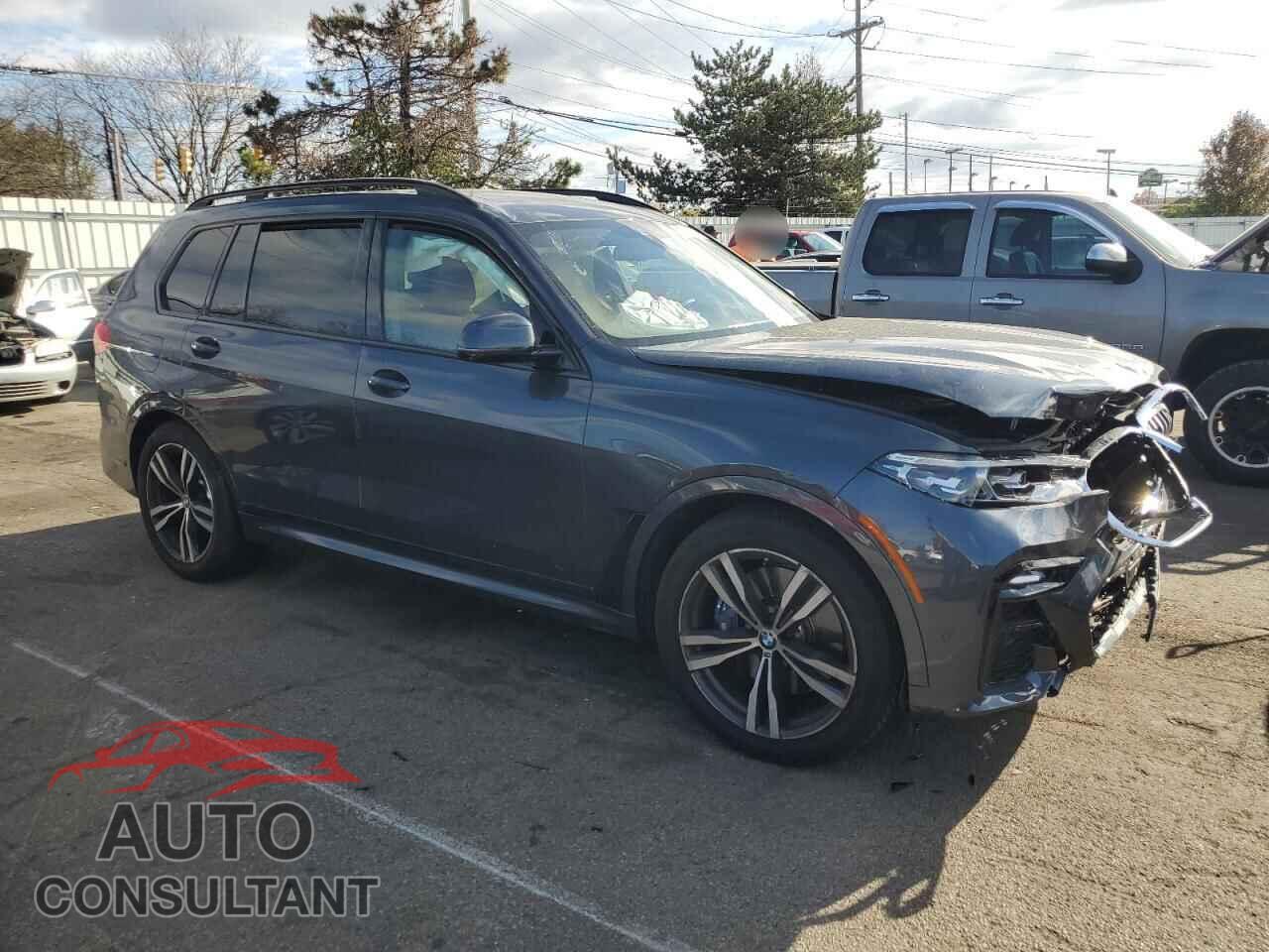BMW X7 2022 - 5UXCW2C04N9M10496