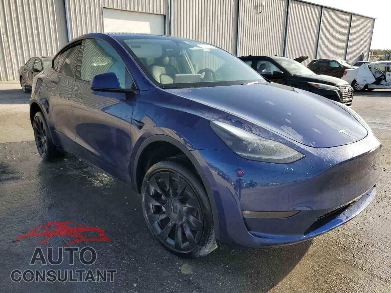 TESLA MODEL Y 2023 - 7SAYGAEE3PF607422