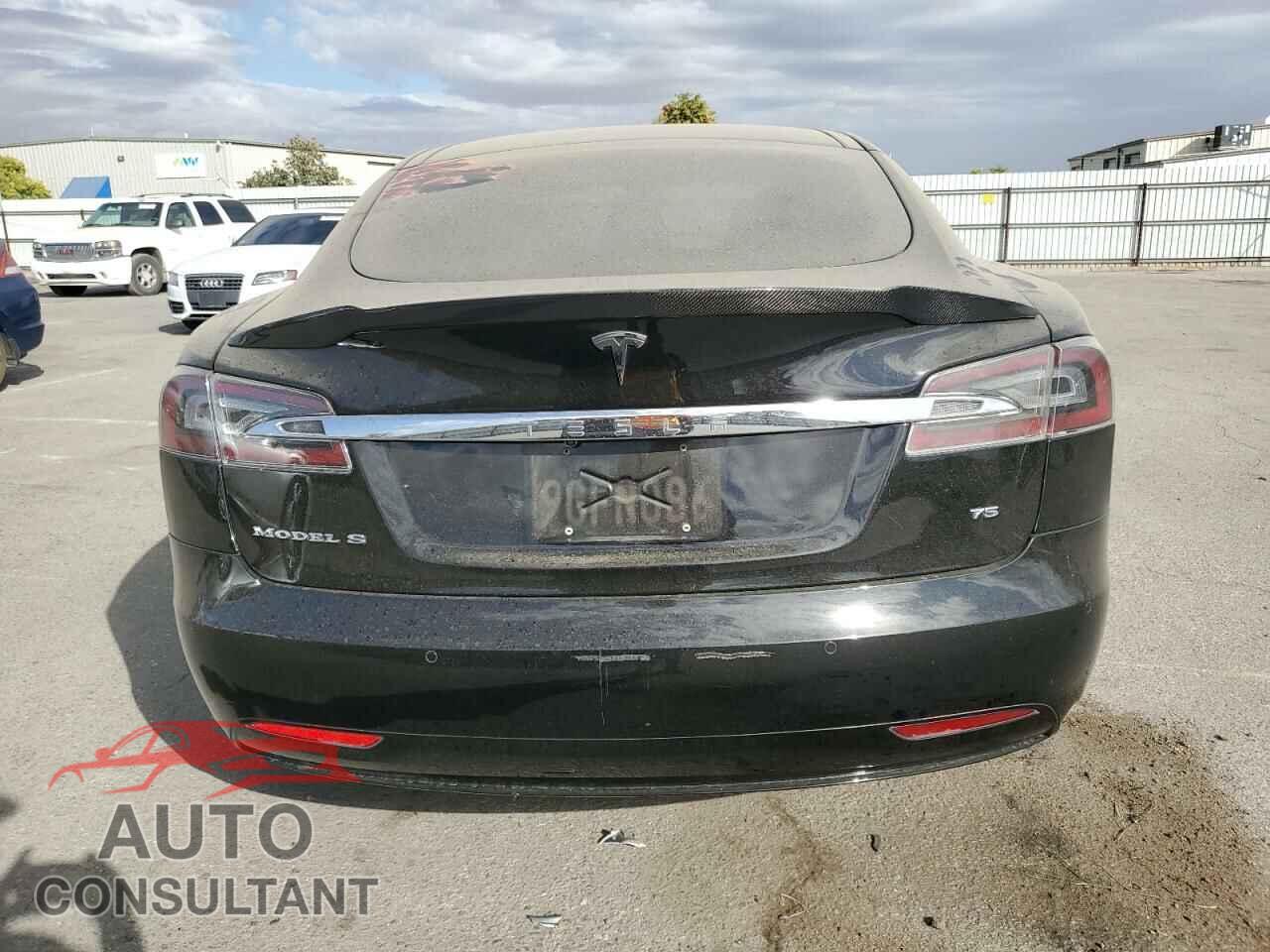 TESLA MODEL S 2016 - 5YJSA1E17GF152463