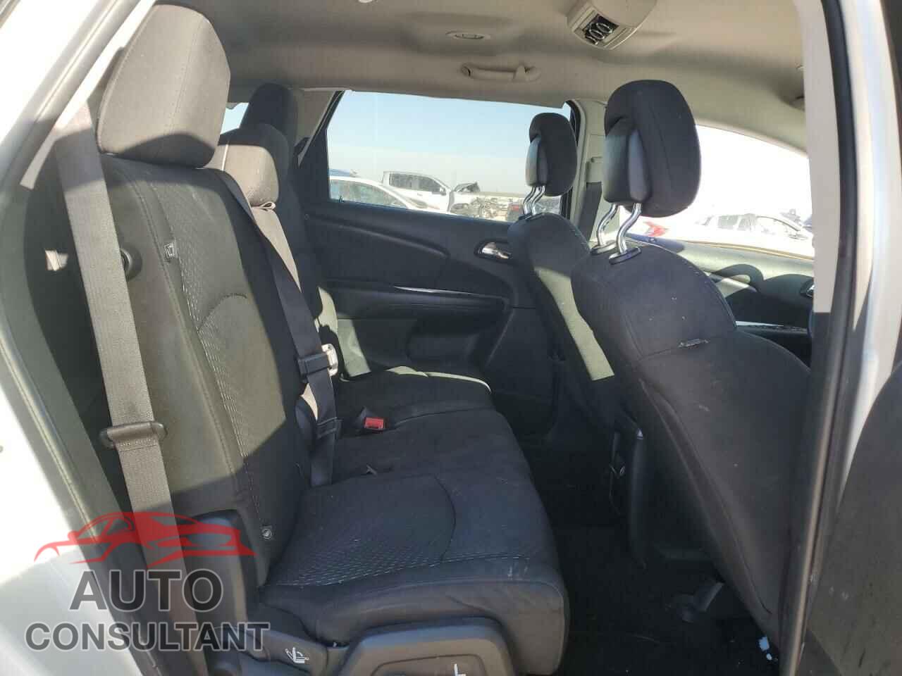DODGE JOURNEY 2019 - 3C4PDCBB3KT758200