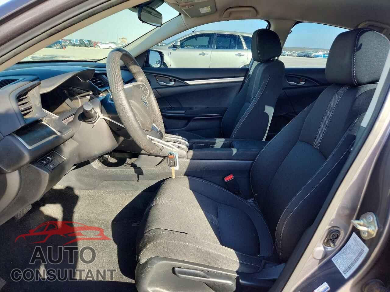 HONDA CIVIC 2019 - 2HGFC2F64KH599557