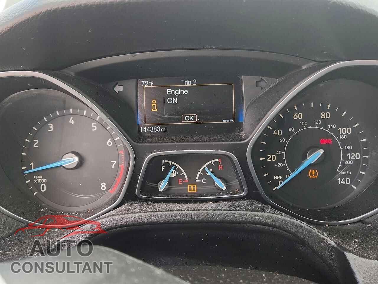 FORD FOCUS 2015 - 1FADP3FE1FL304677