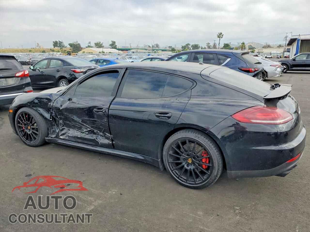 PORSCHE PANAMERA 2016 - WP0AF2A79GL081387