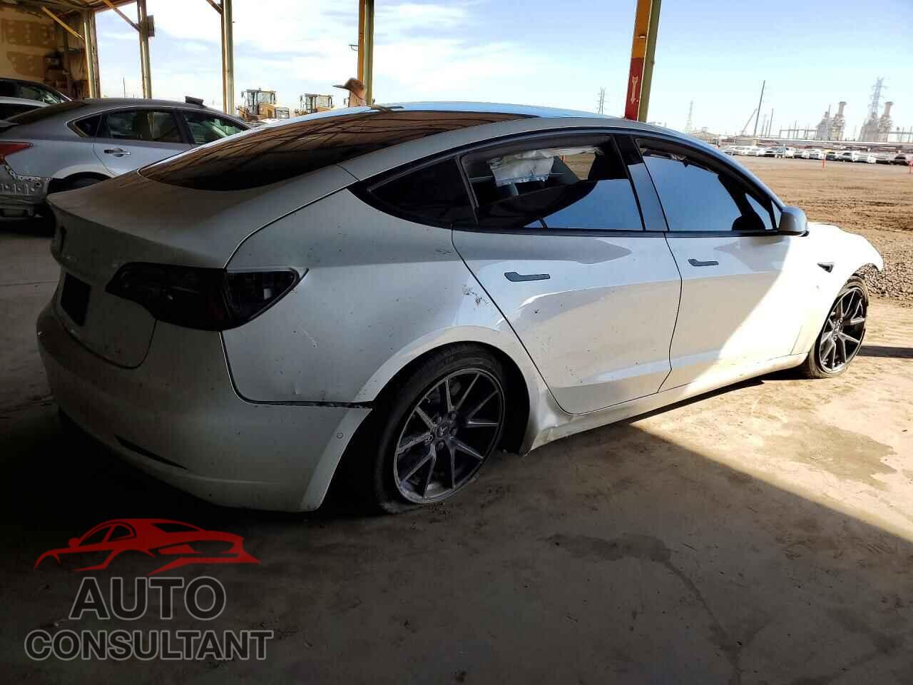 TESLA MODEL 3 2021 - 5YJ3E1EB5MF999995