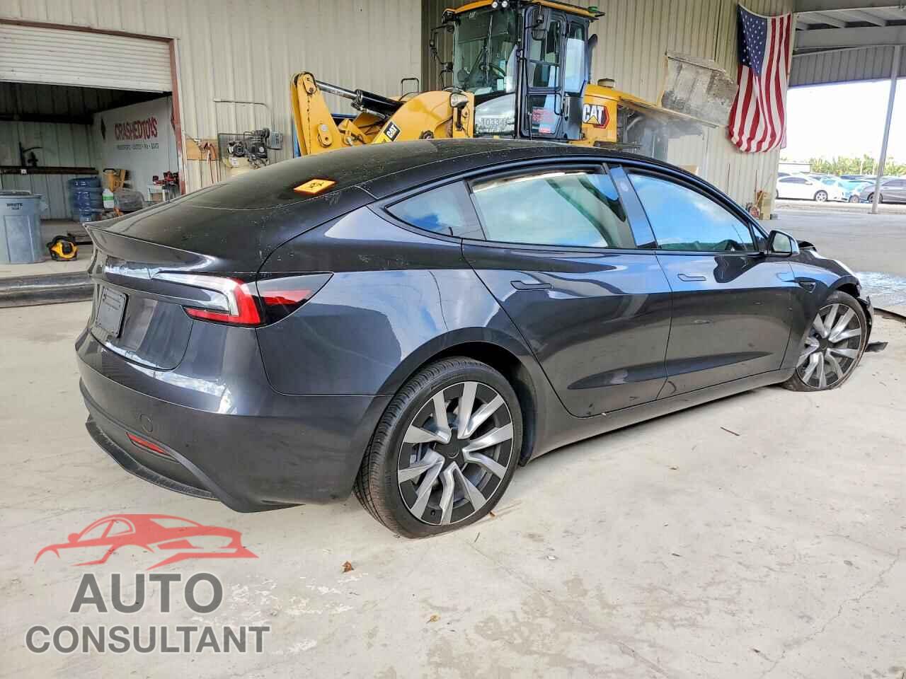 TESLA MODEL 3 2024 - 5YJ3E1EA3RF752750