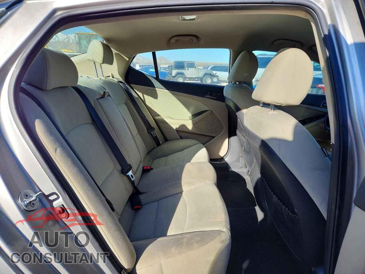 KIA OPTIMA 2012 - KNAGM4A74C5280127