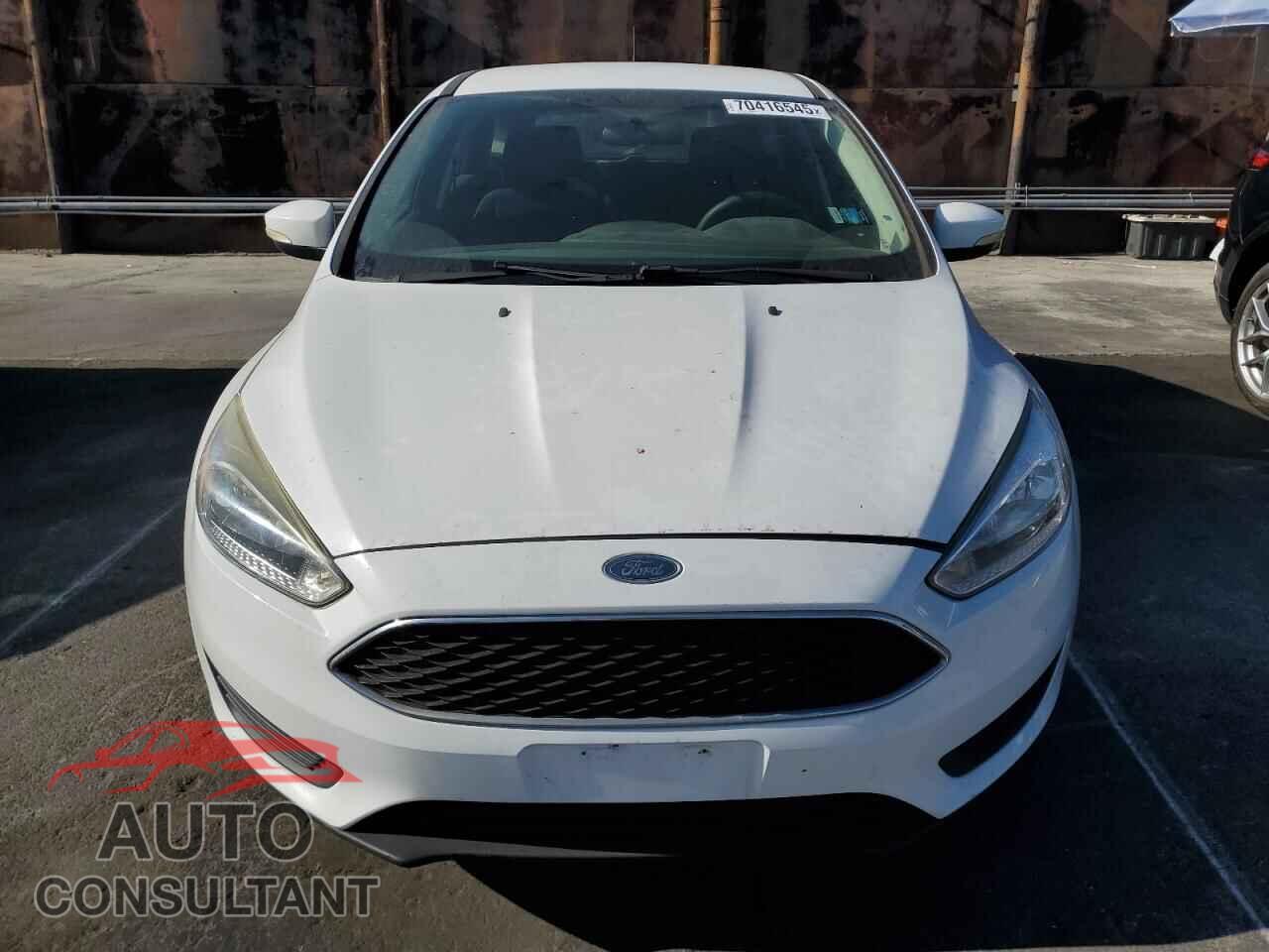 FORD FOCUS 2017 - 1FADP3K21HL271792