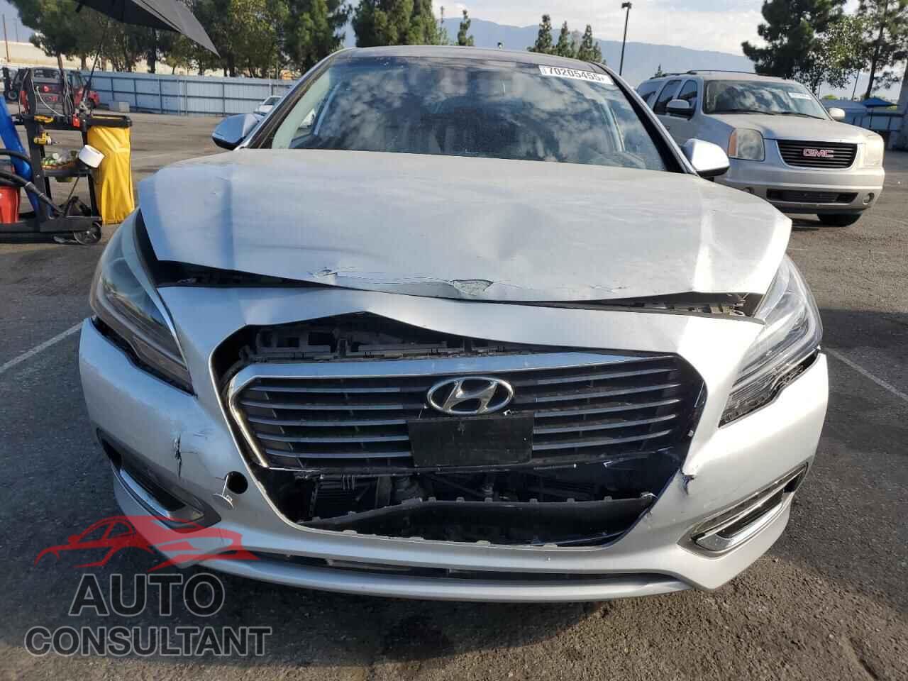 HYUNDAI SONATA 2017 - KMHE34L37HA071417