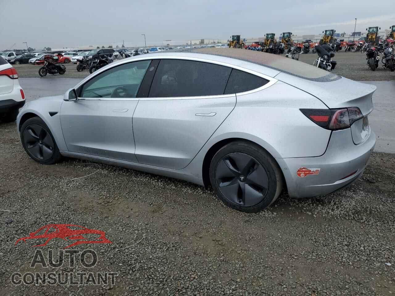 TESLA MODEL 3 2018 - 5YJ3E1EA8JF039461