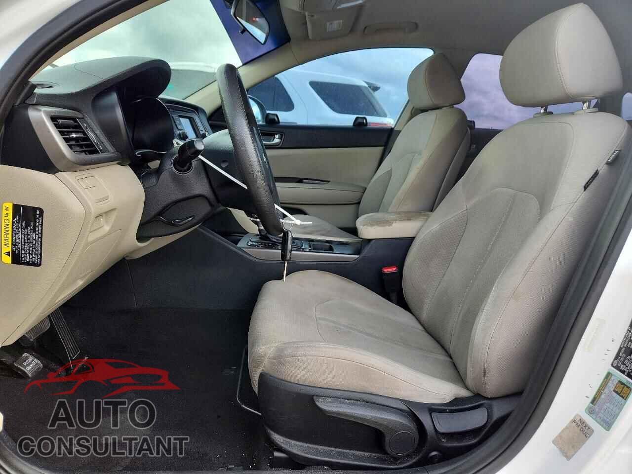 KIA OPTIMA 2016 - 5XXGT4L37GG007877