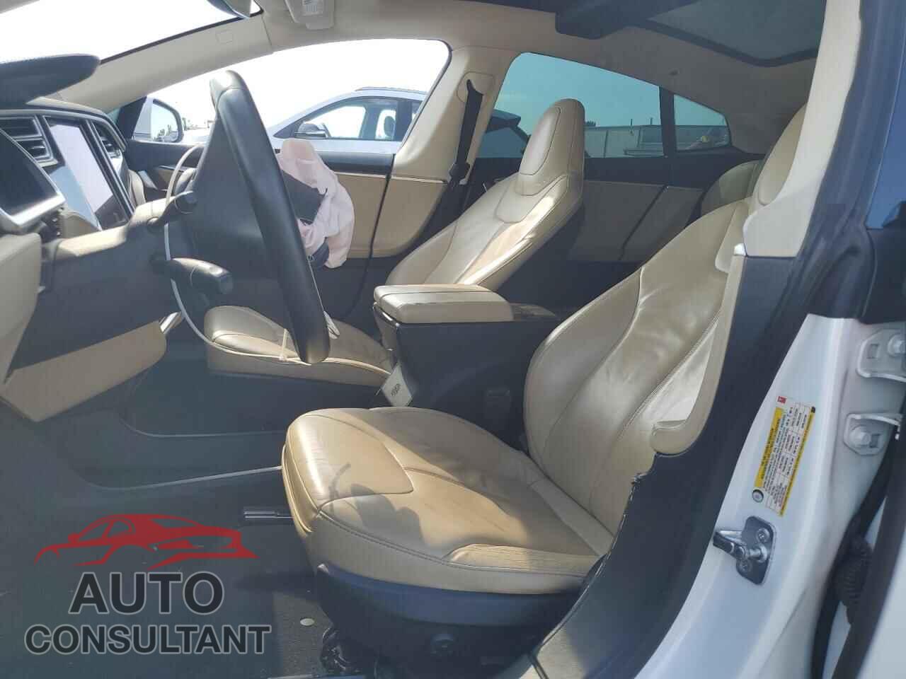 TESLA MODEL S 2013 - 5YJSA1DN8DFP12278