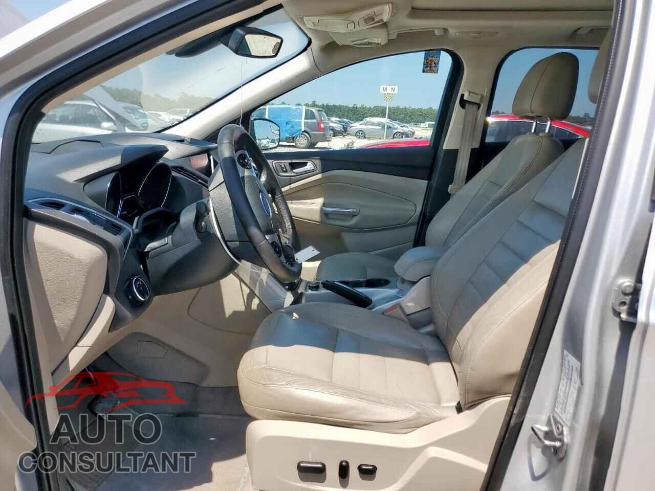 FORD ESCAPE 2013 - 1FMCU0H97DUB01616