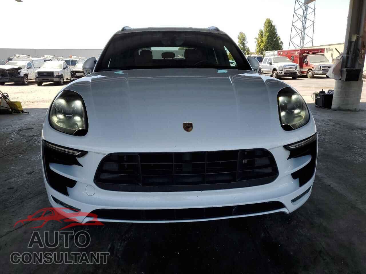 PORSCHE MACAN 2017 - WP1AG2A51HLB52402