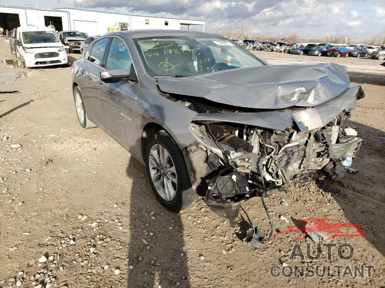 CHEVROLET MALIBU 2018 - 1G1ZD5ST8JF178746