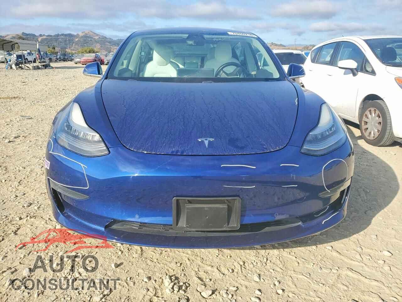 TESLA MODEL 3 2019 - 5YJ3E1EA3KF322707