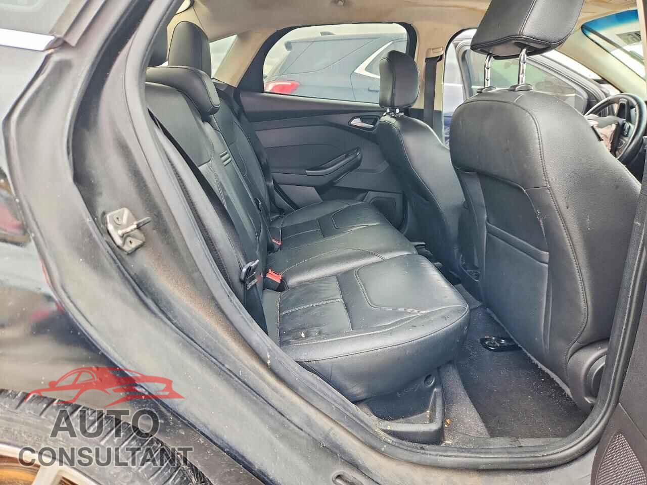 FORD FOCUS 2016 - 1FADP3J23GL241838