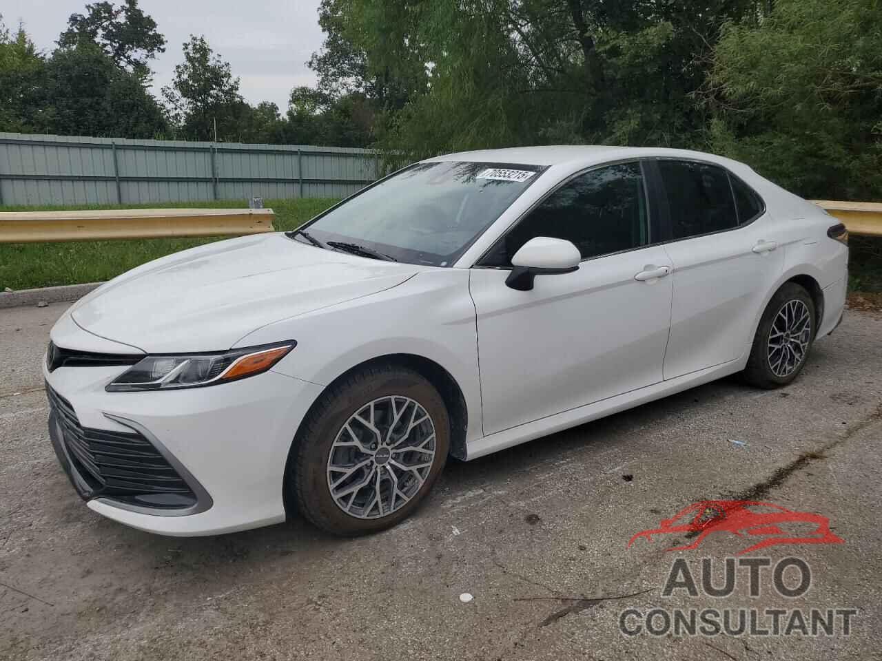 TOYOTA CAMRY 2022 - 4T1C11AKXNU633939
