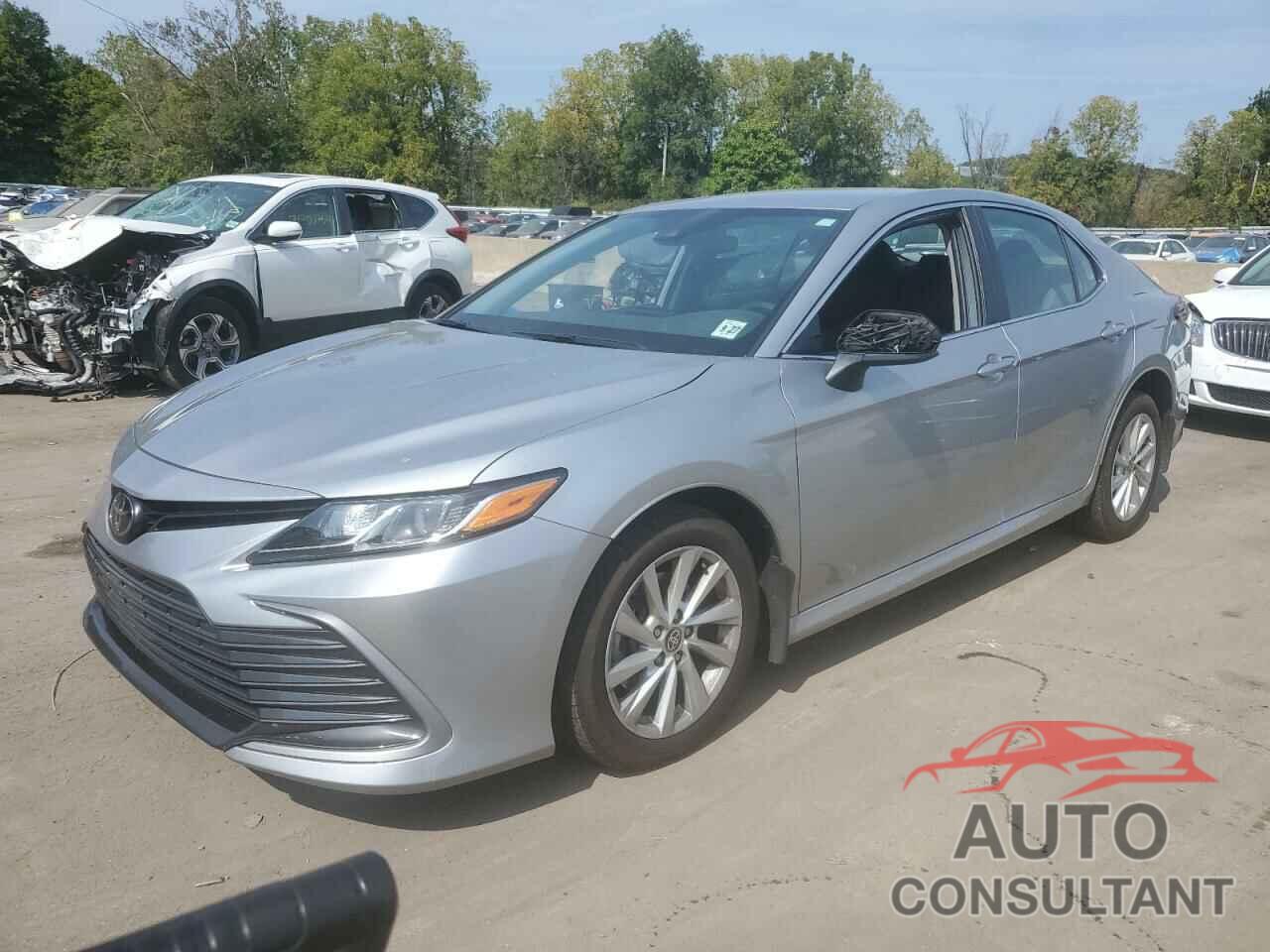 TOYOTA CAMRY 2023 - 4T1C11BK6PU077145