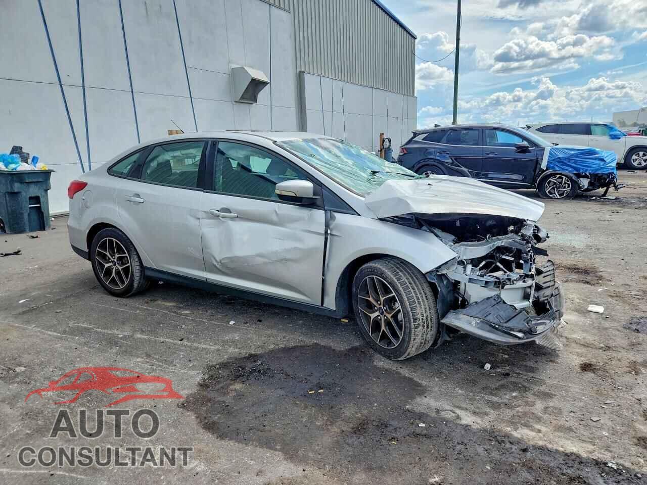 FORD FOCUS 2017 - 1FADP3H29HL346603