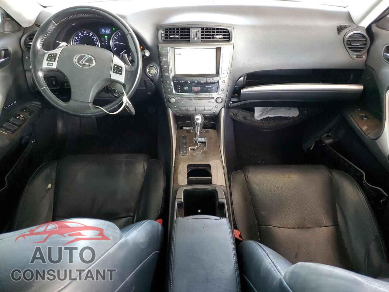 LEXUS IS 2012 - JTHBE5C20C5029640