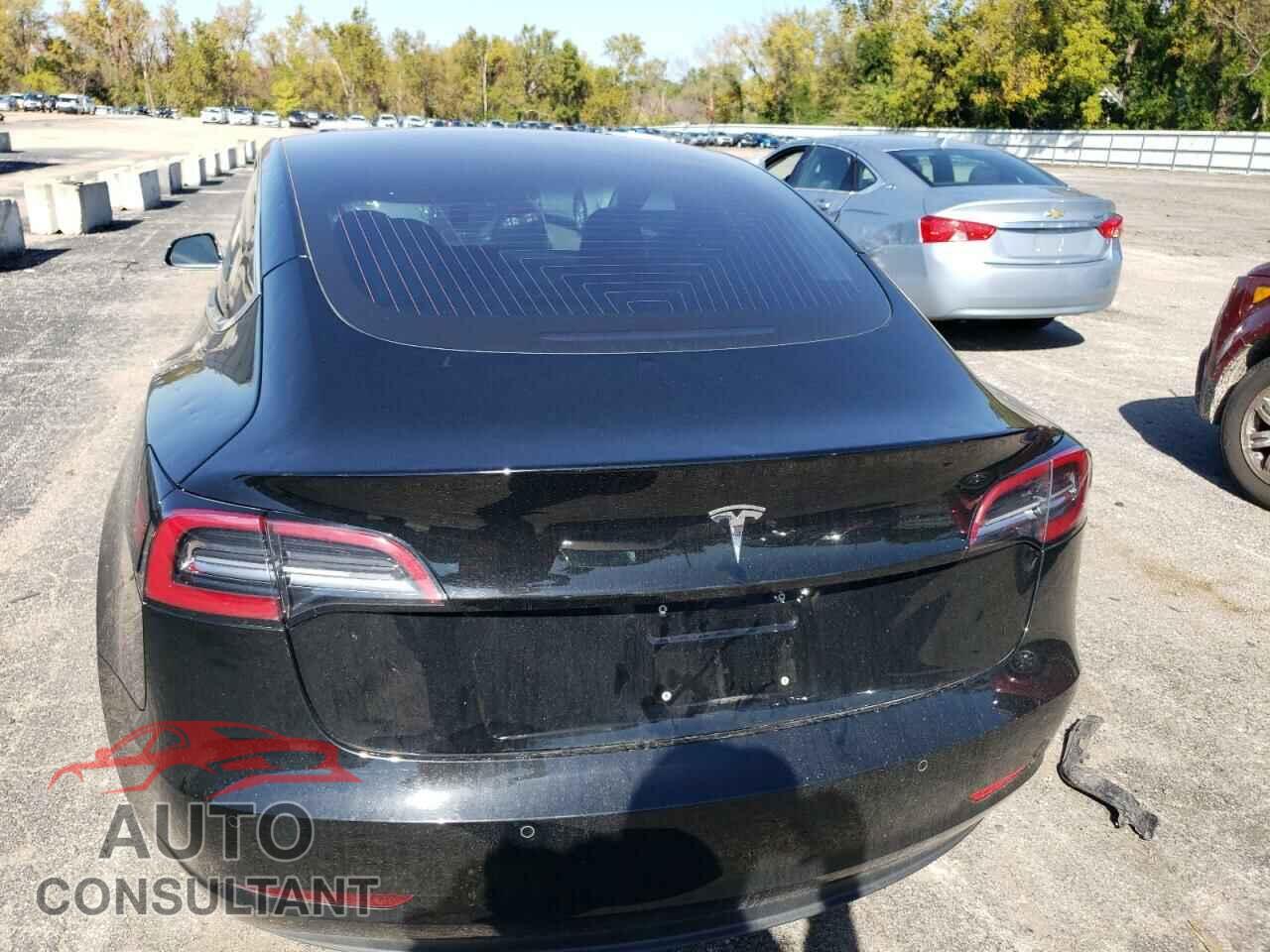TESLA MODEL 3 2018 - 5YJ3E1EA3JF030389