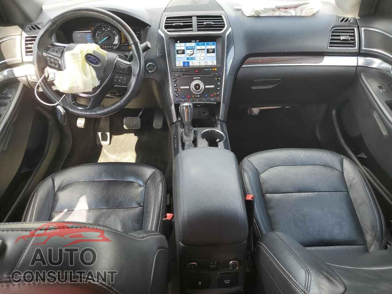 FORD EXPLORER 2018 - 1FM5K8F86JGA04523