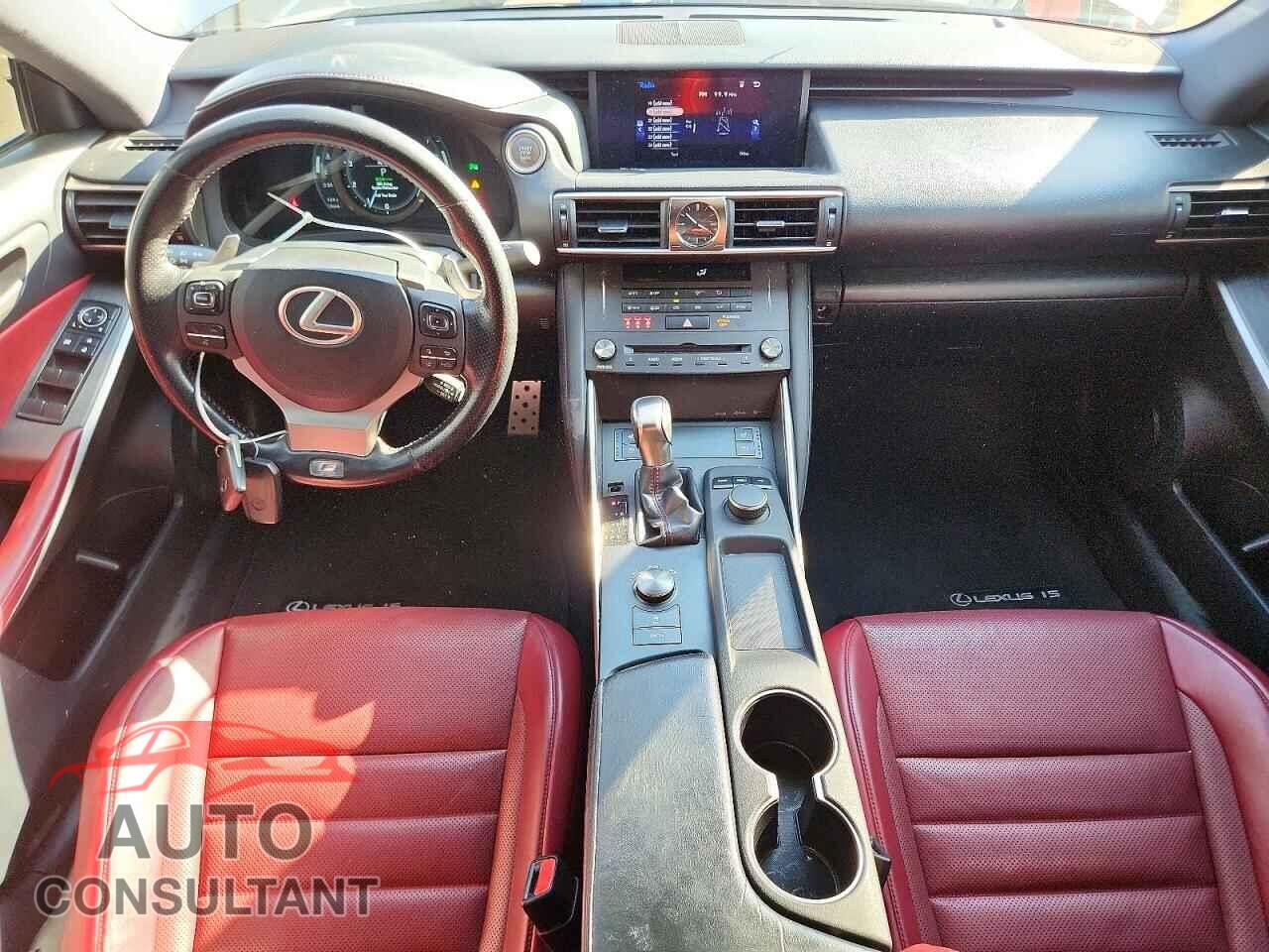 LEXUS IS 2019 - JTHBA1D29K5090874