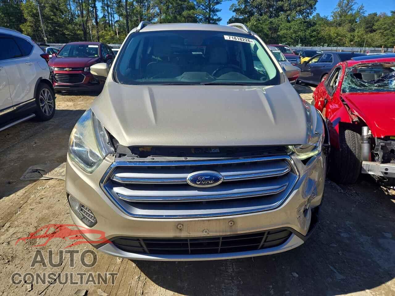 FORD ESCAPE 2017 - 1FMCU9JD1HUE12158