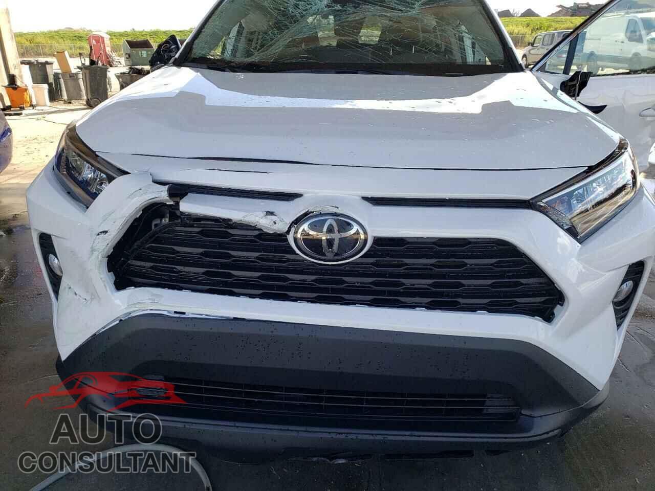 TOYOTA RAV4 2021 - 2T3P1RFV3MC250287