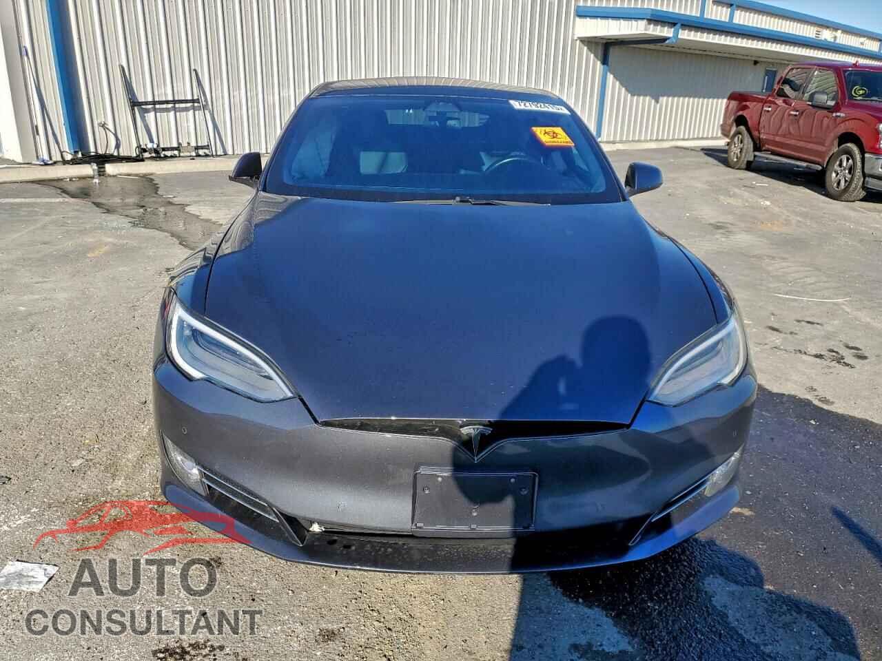 TESLA MODEL S 2020 - 5YJSA1E28LF363965