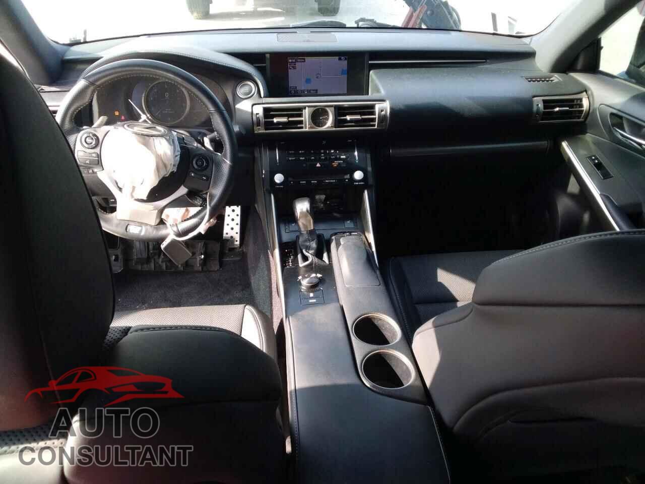 LEXUS IS 2014 - JTHBE1D27E5005149