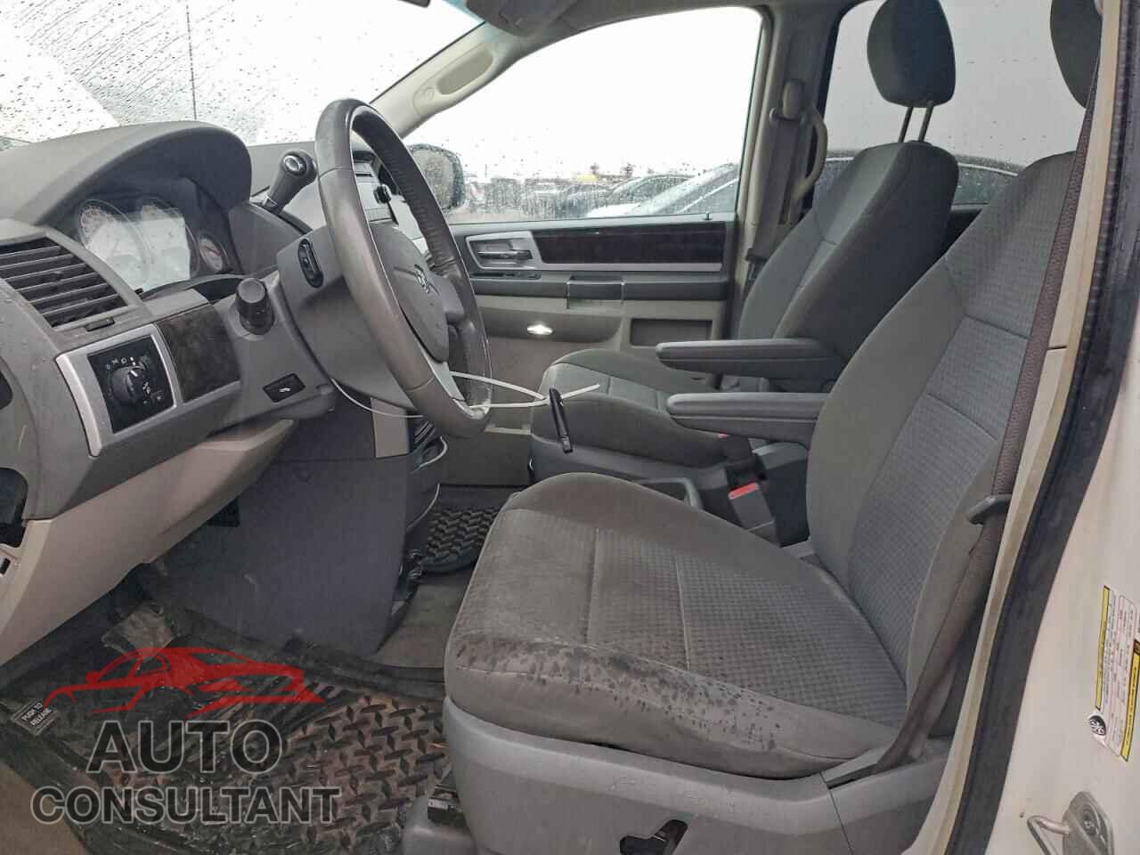 DODGE CARAVAN 2010 - 2D4RN5D17AR210467