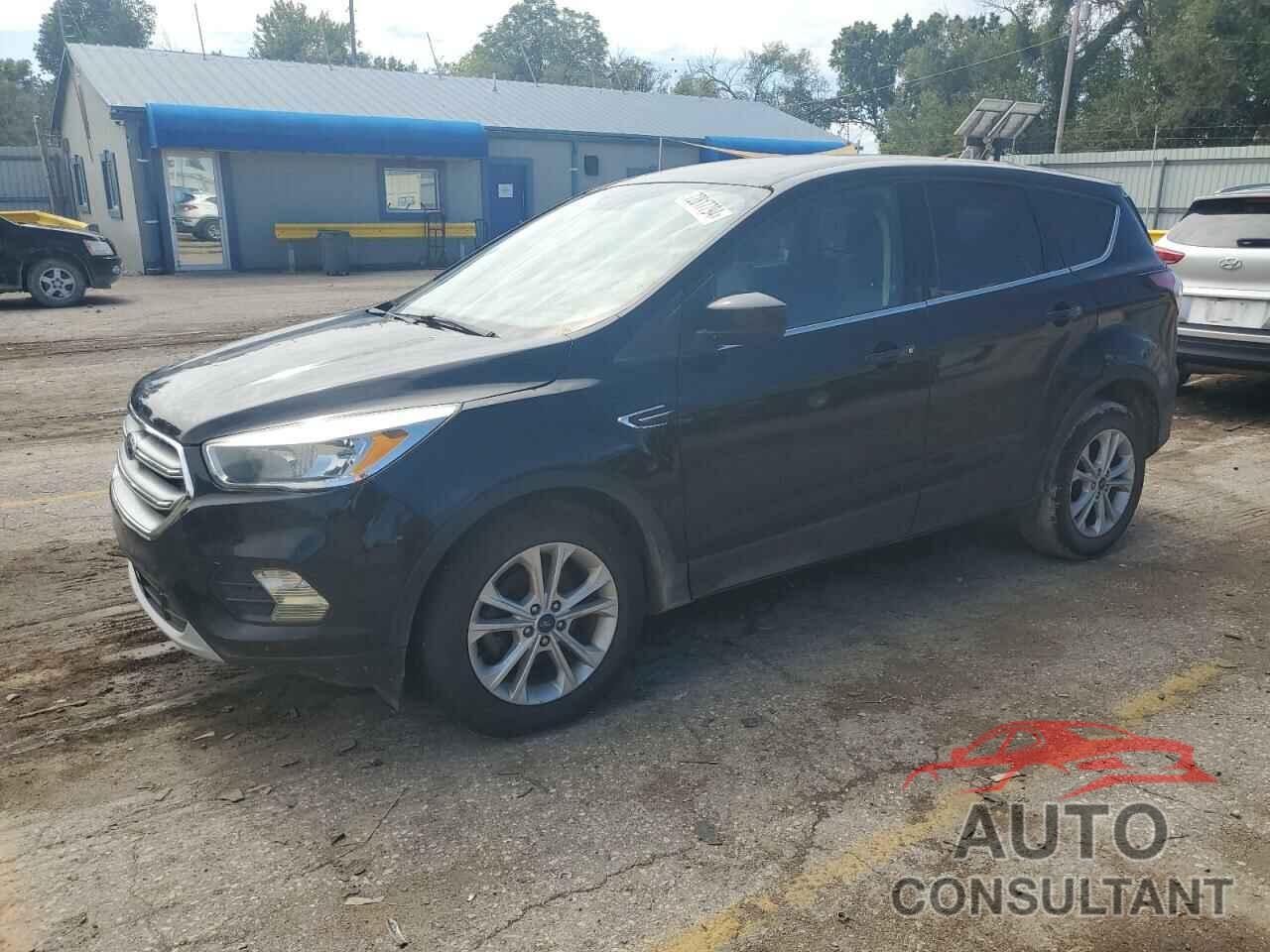 FORD ESCAPE 2017 - 1FMCU0GD4HUC63540