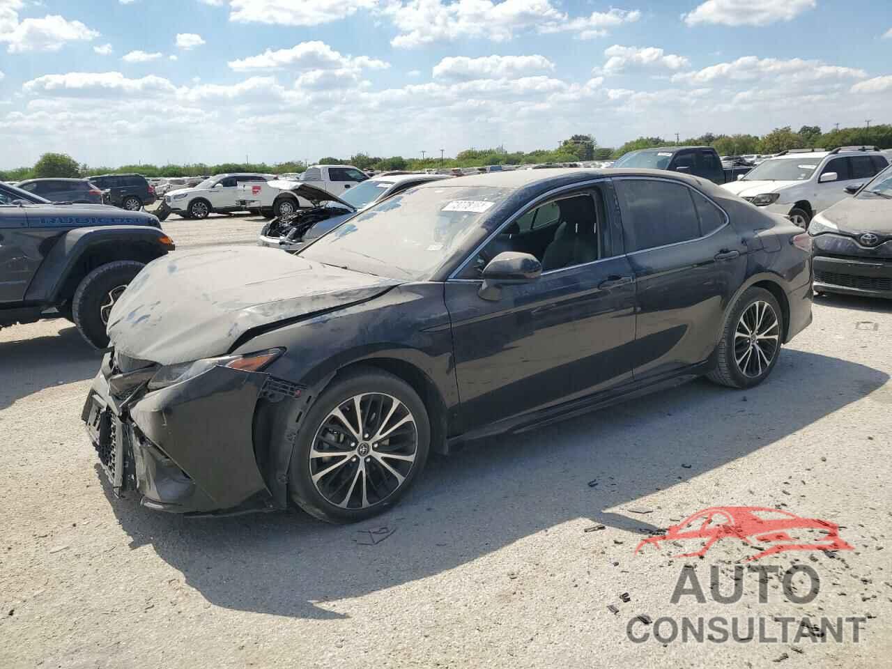 TOYOTA CAMRY 2018 - JTNB11HK1J3021467