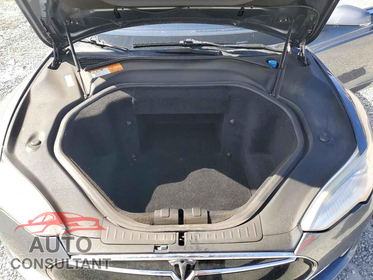 TESLA MODEL S 2014 - 5YJSA1H10EFP43713