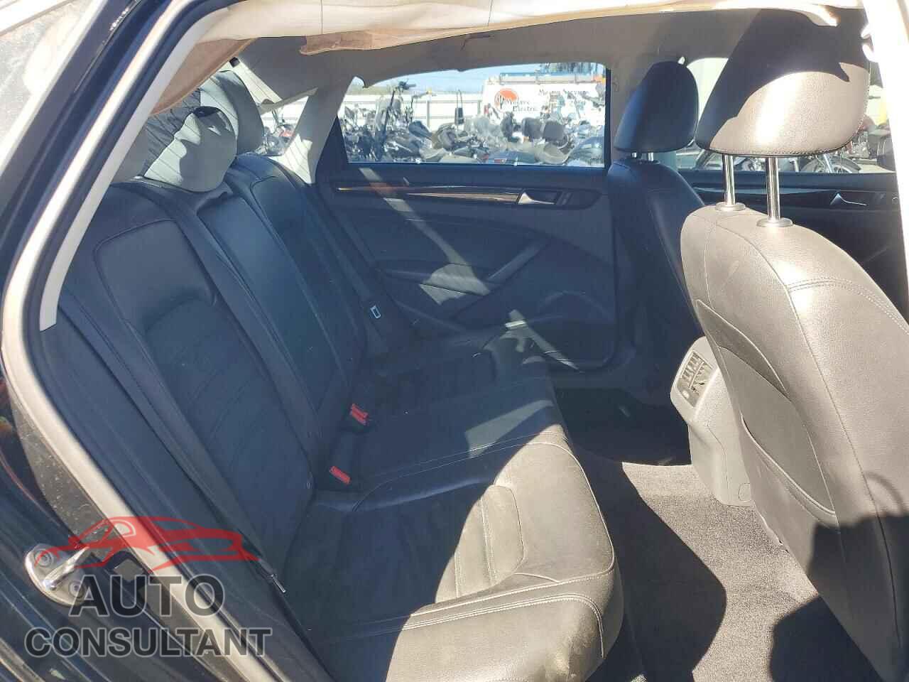 VOLKSWAGEN PASSAT 2014 - 1VWCN7A33EC065220