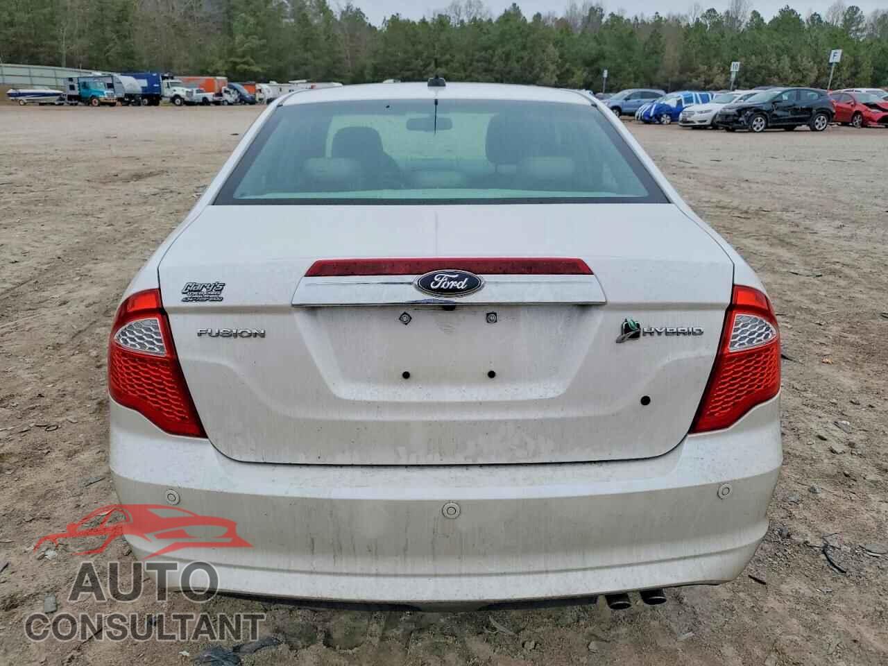FORD FUSION 2010 - 3FADP0L32AR371011