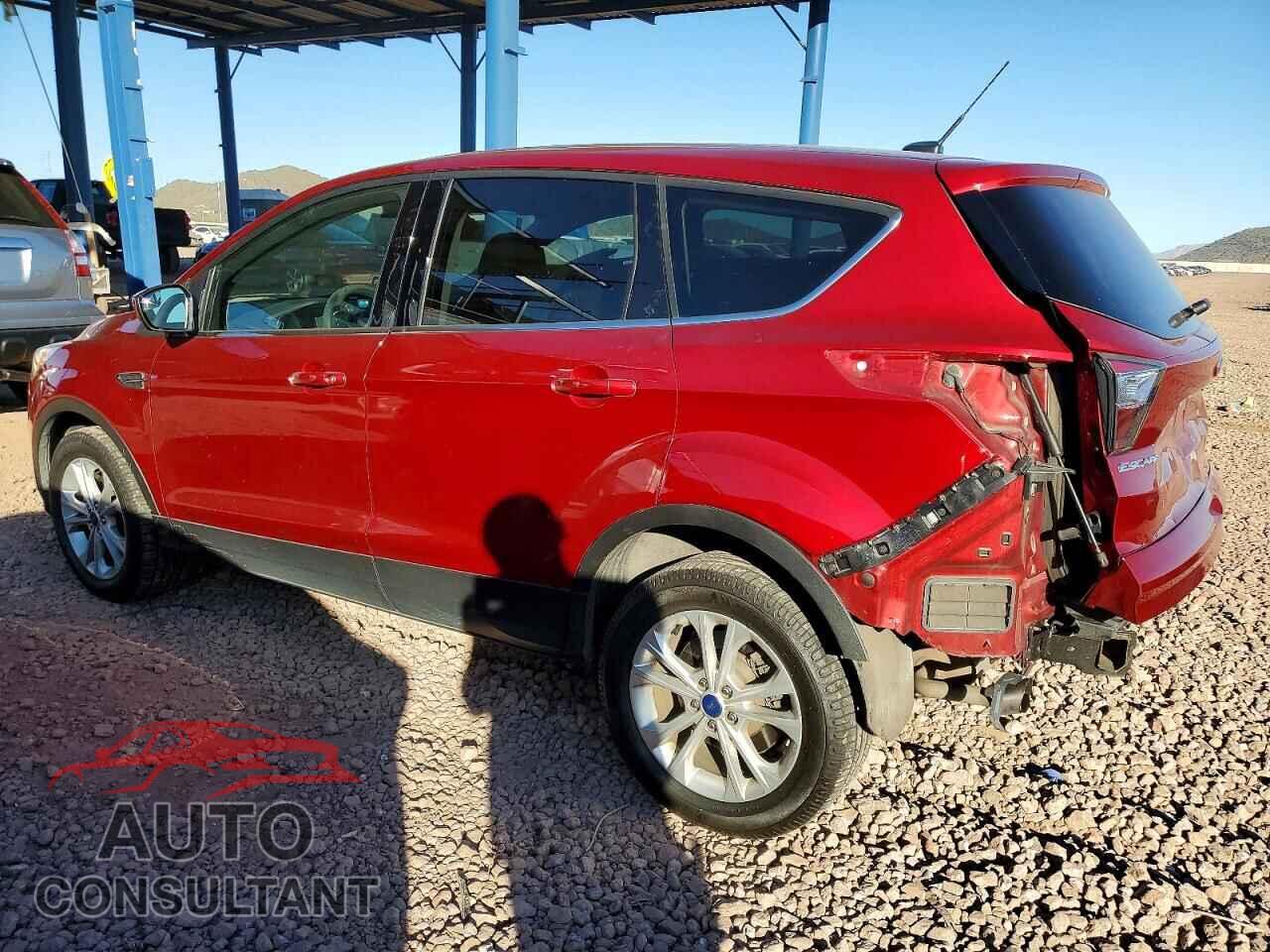 FORD ESCAPE 2017 - 1FMCU9G9XHUB29597