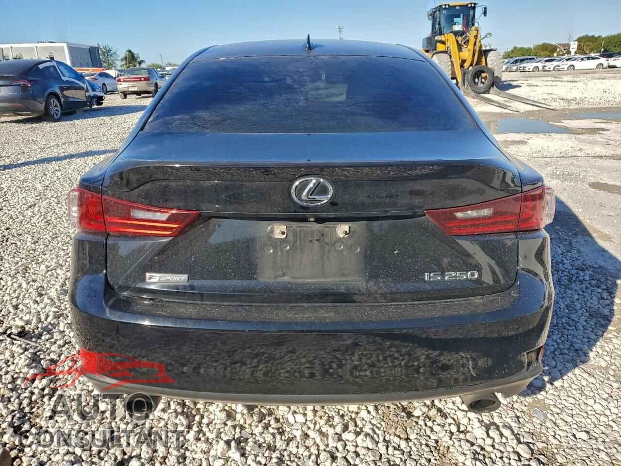 LEXUS IS 2015 - JTHCF1D25F5020140