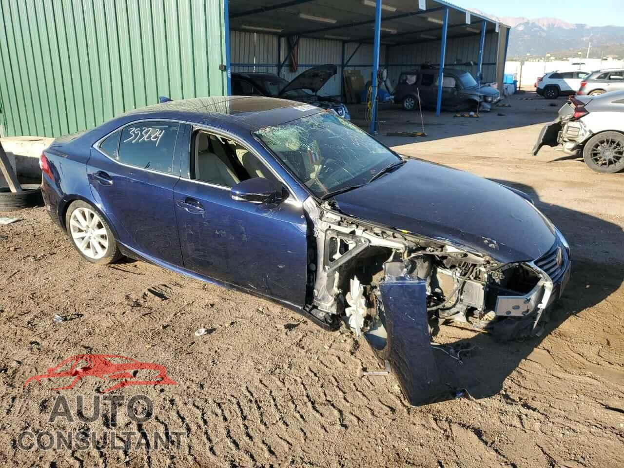 LEXUS IS 2015 - JTHCF1D29F5017578