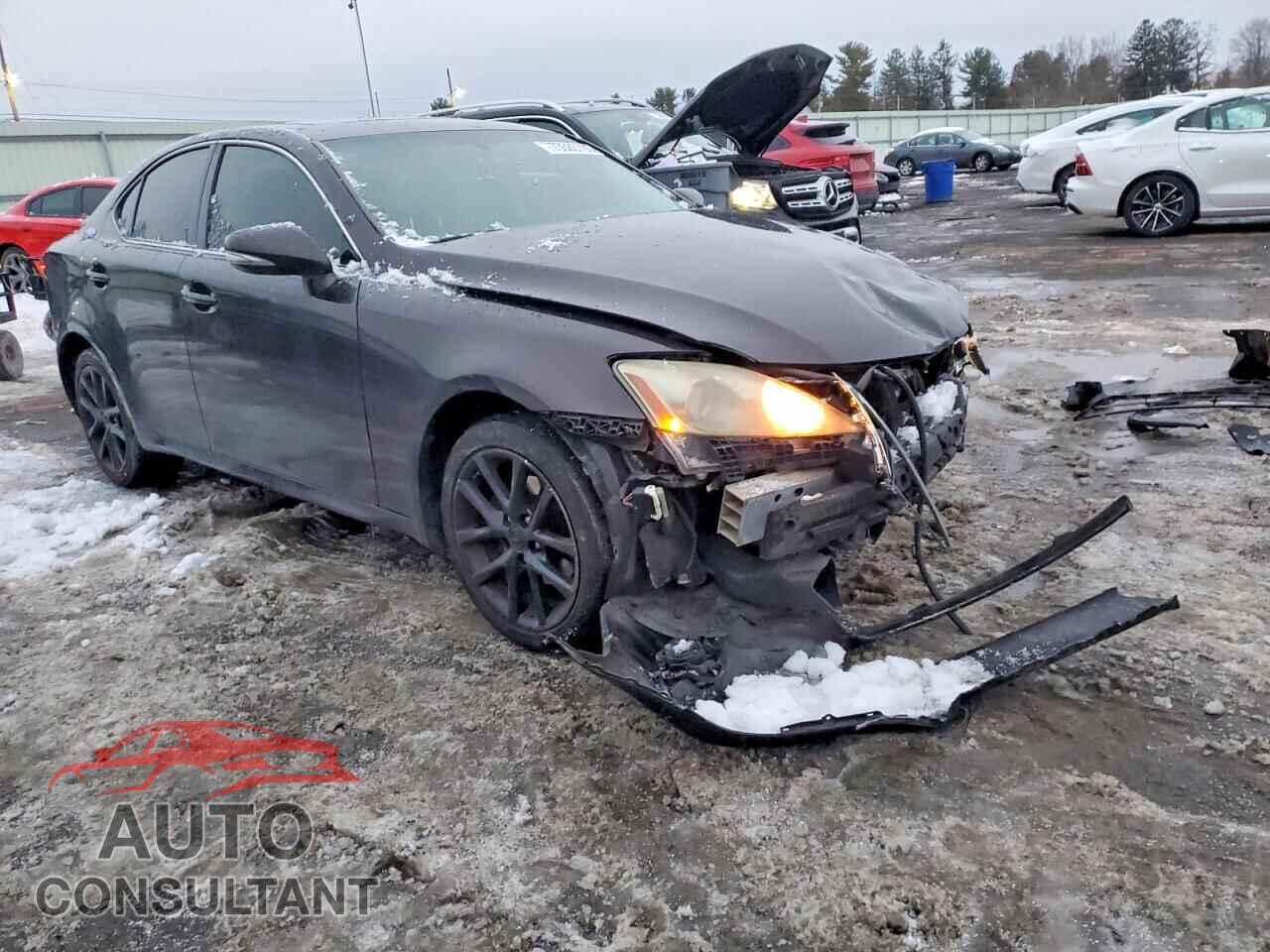 LEXUS IS 2012 - JTHCF5C26C5053328