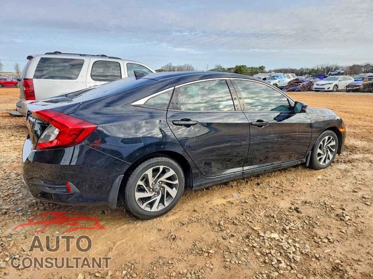 HONDA CIVIC 2017 - 19XFC2F78HE010196