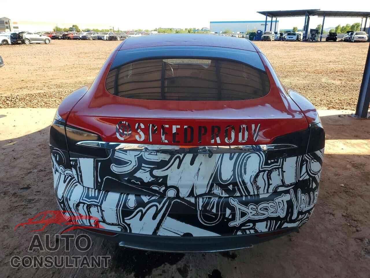 TESLA MODEL S 2015 - 5YJSA1H21FFP75838