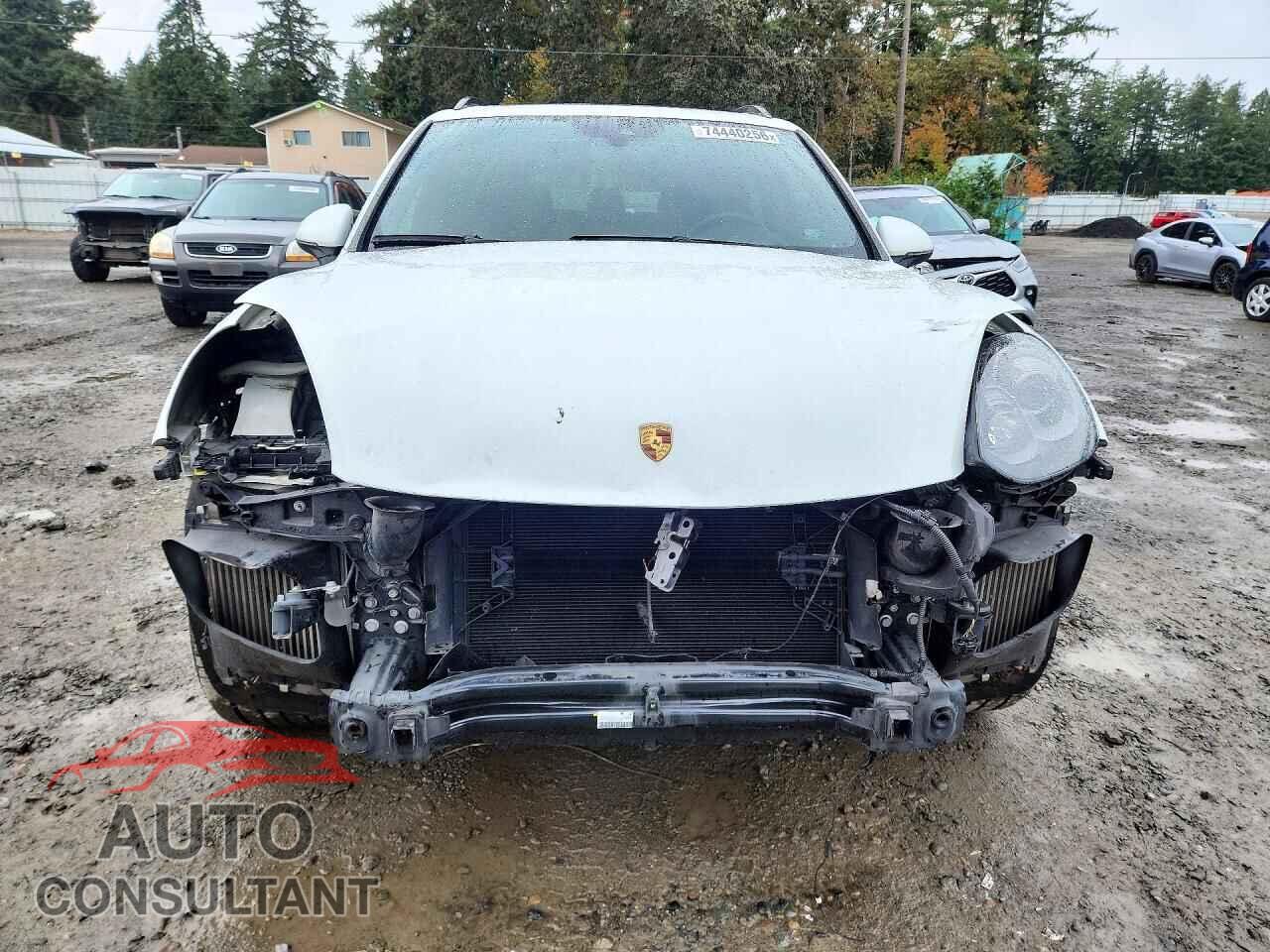 PORSCHE CAYENNE 2016 - WP1AD2A25GLA80116
