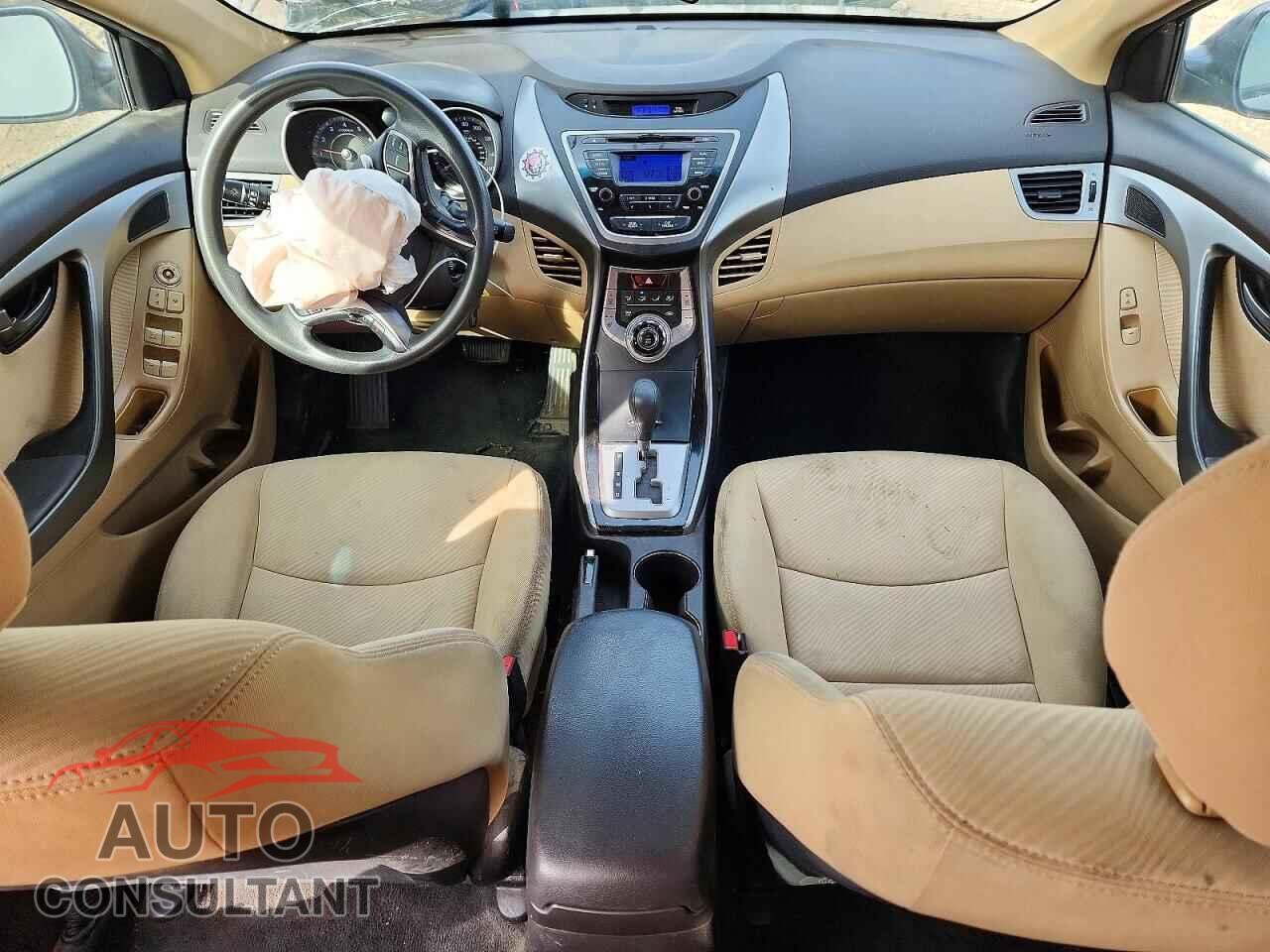 HYUNDAI ELANTRA 2013 - KMHDH4AE9DU709760