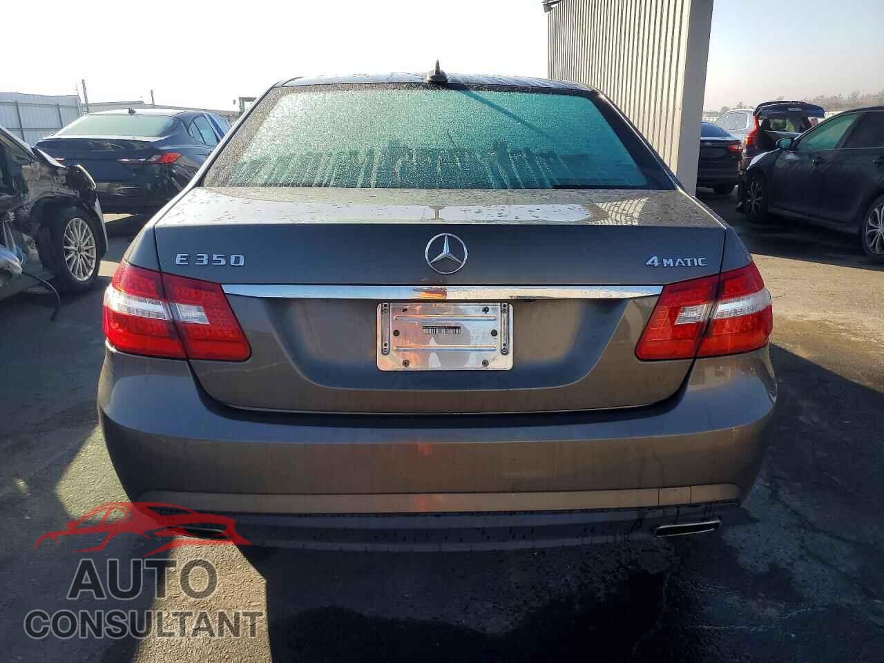 MERCEDES-BENZ E-CLASS 2011 - WDDHF8HB4BA464711