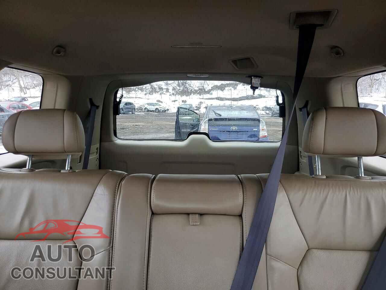 HONDA PILOT 2011 - 5FNYF4H59BB026089