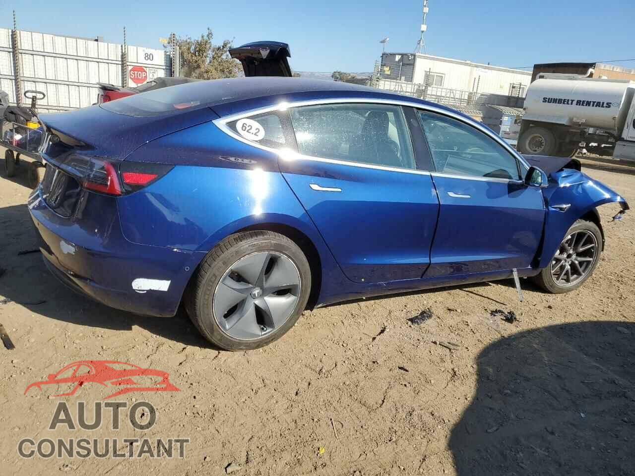TESLA MODEL 3 2018 - 5YJ3E1EA8JF013152