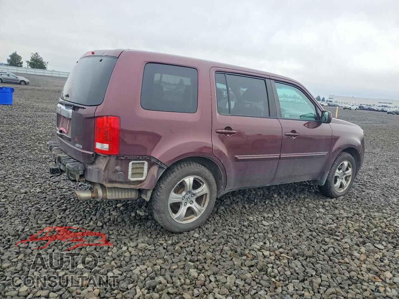 HONDA PILOT 2015 - 5FNYF4H74FB017856