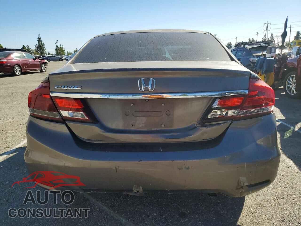HONDA CIVIC 2013 - 2HGFB2F84DH509878
